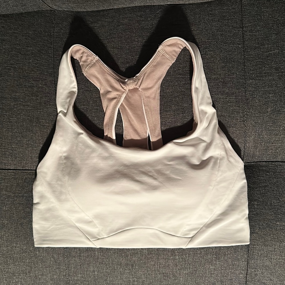 Brand new Lululemon sports bra